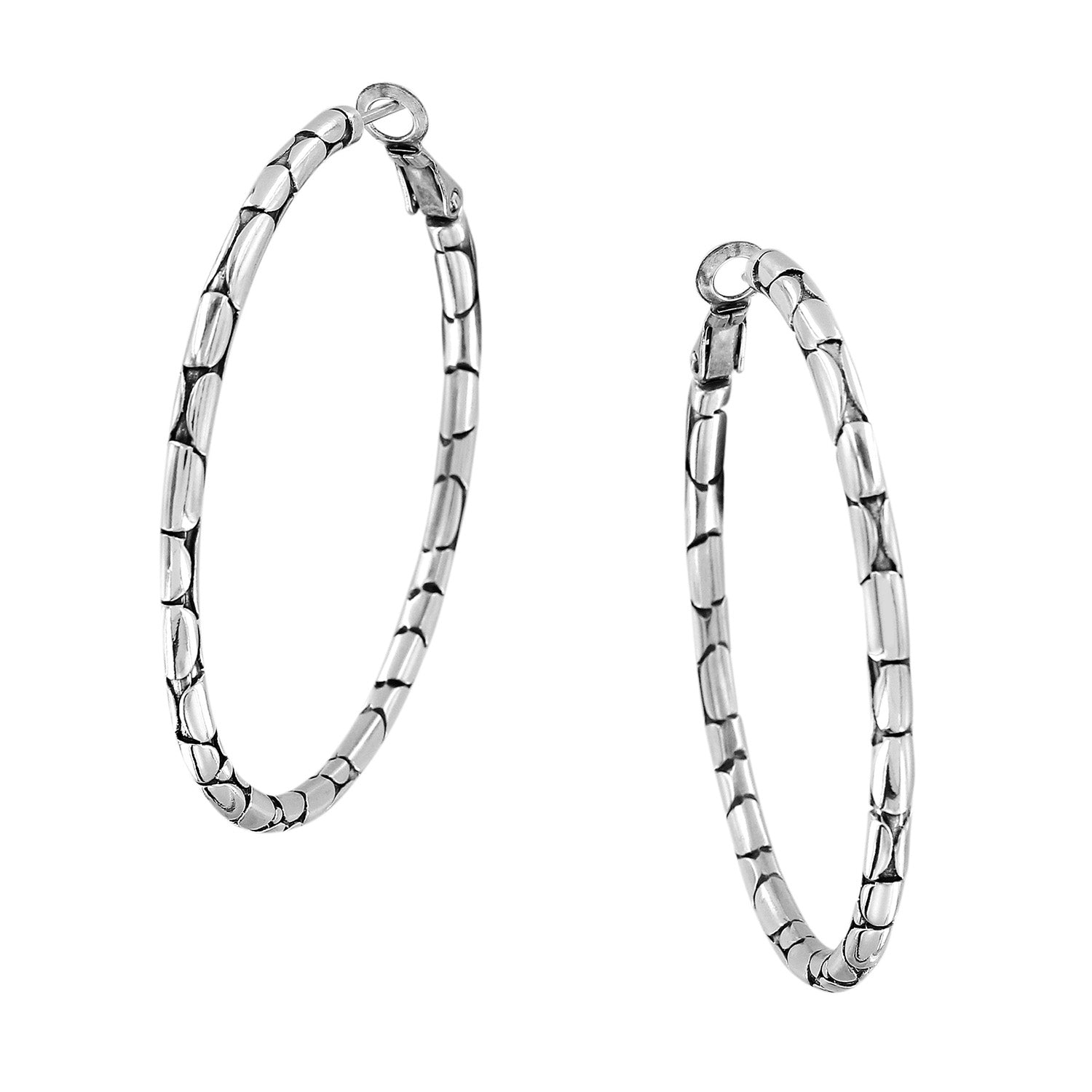 Pebble Large Hoop Earrings in silver-plated finish with organic pebble pattern and lever back.