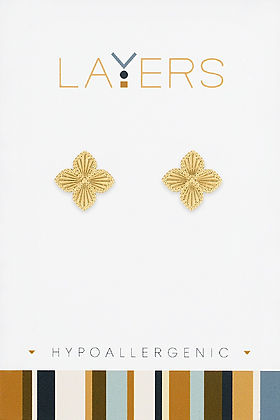 Gold quatrefoil stud layer earrings with hypoallergenic finish