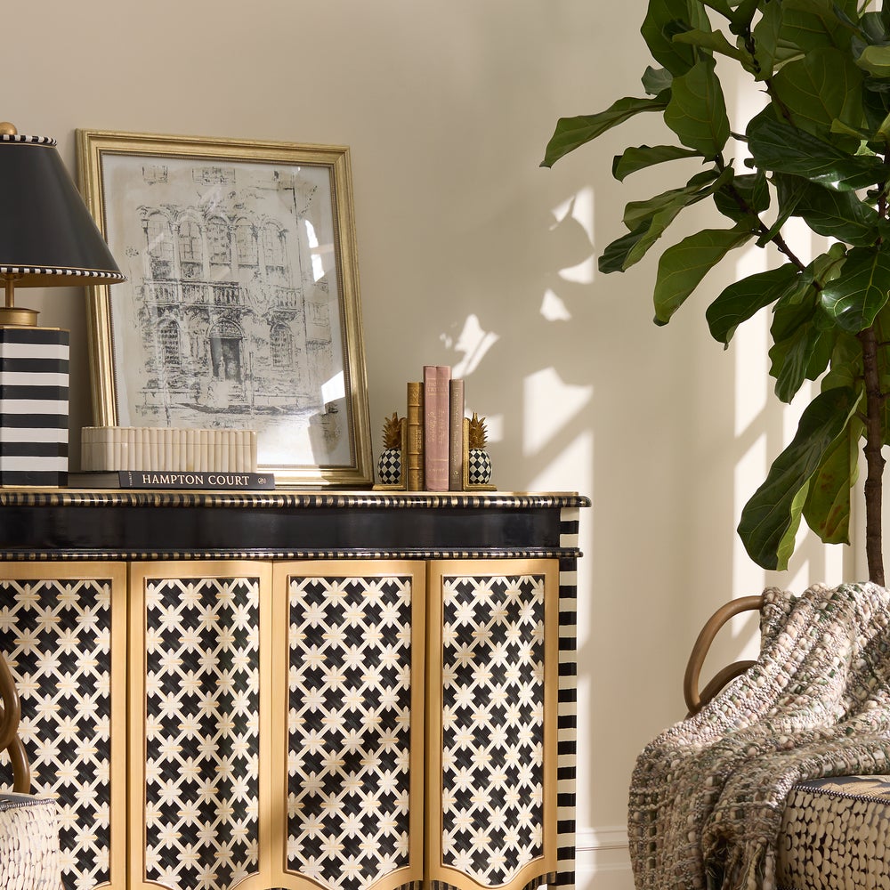 Pineapple Bookends