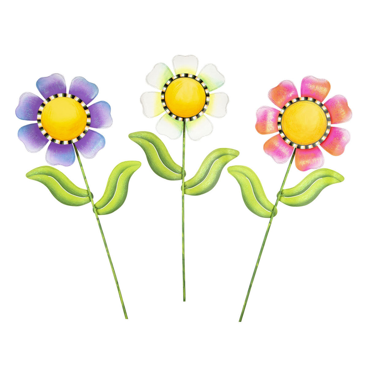 Love Daisies Yard outdoor planter with white ceramic finish featuring a daisy floral pattern.
