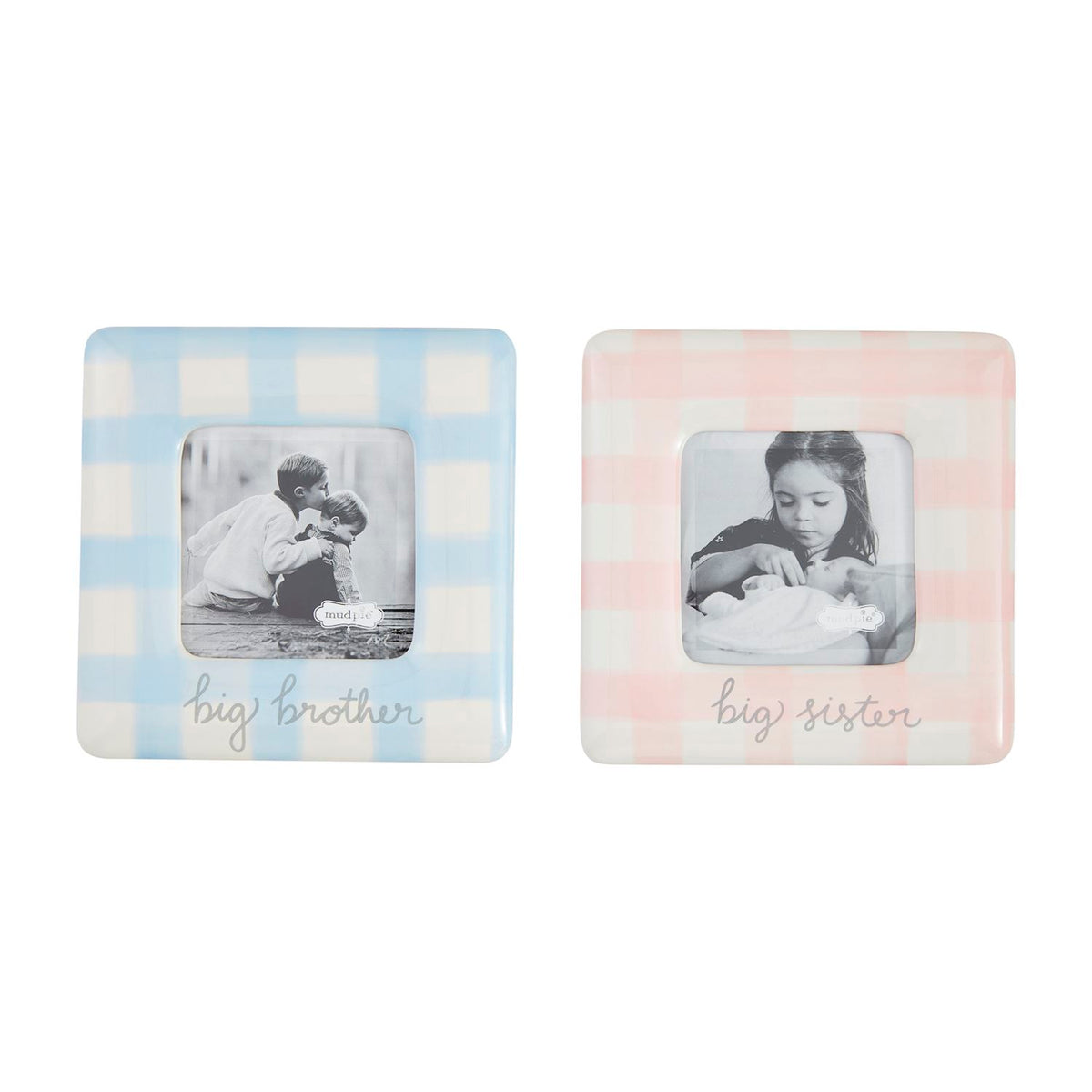 4-inch square gingham frame with a checkered black-and-white pattern.