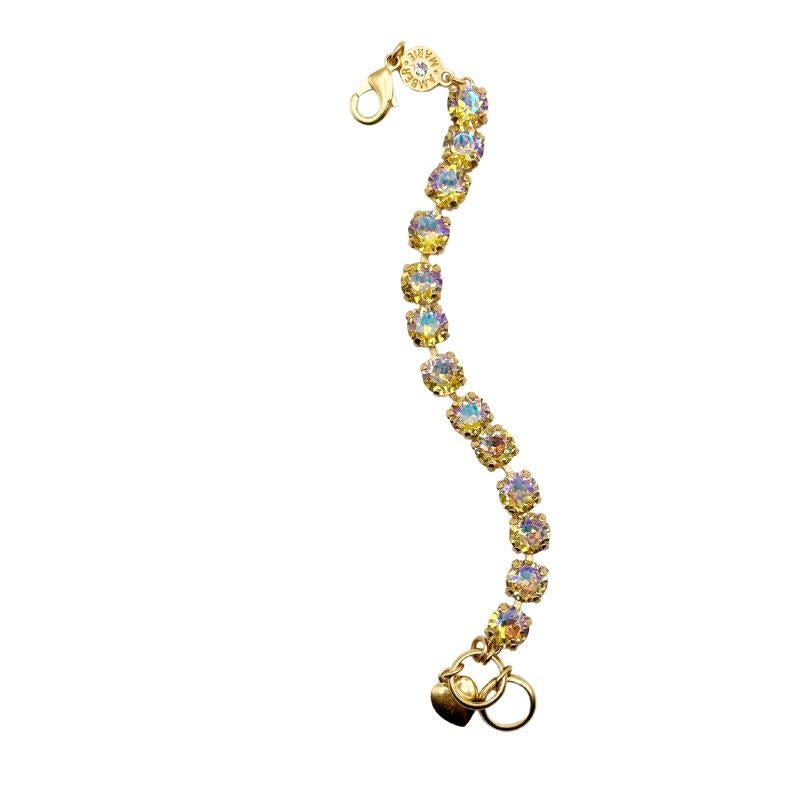 Gold classic Florence bracelet featuring a polished gold finish with an intricate filigree pattern and delicate chain links.