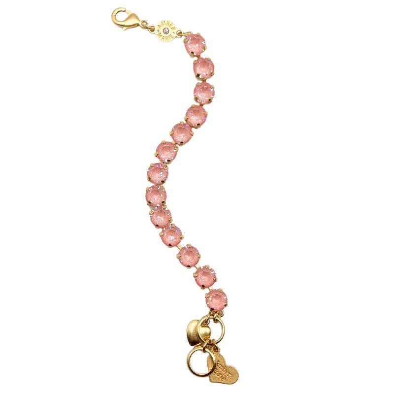 Gold classic bracelet featuring a sleek Atlanta-inspired link chain with polished finish.