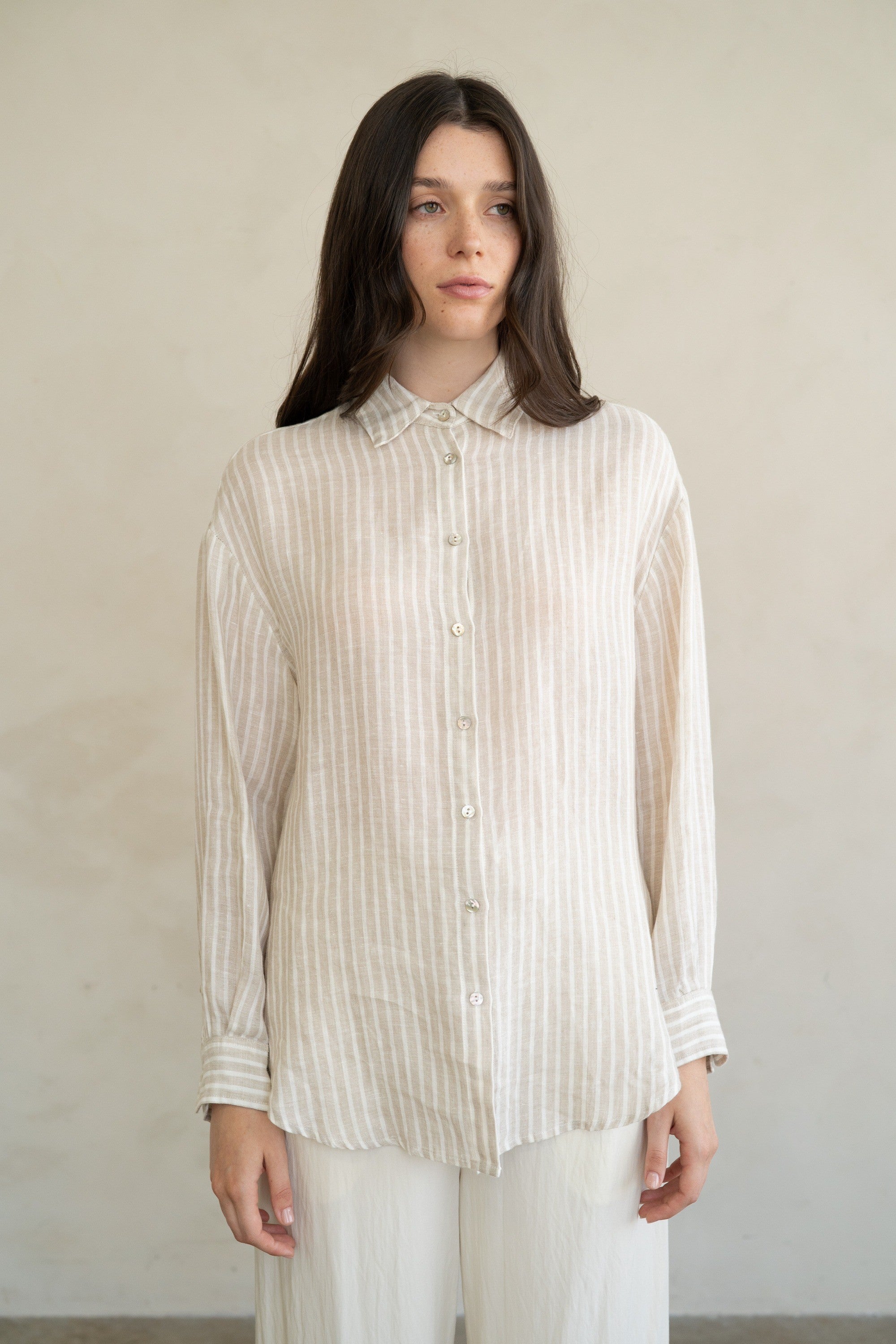 Eliana striped linen shirt in a relaxed straight cut with pointed collar