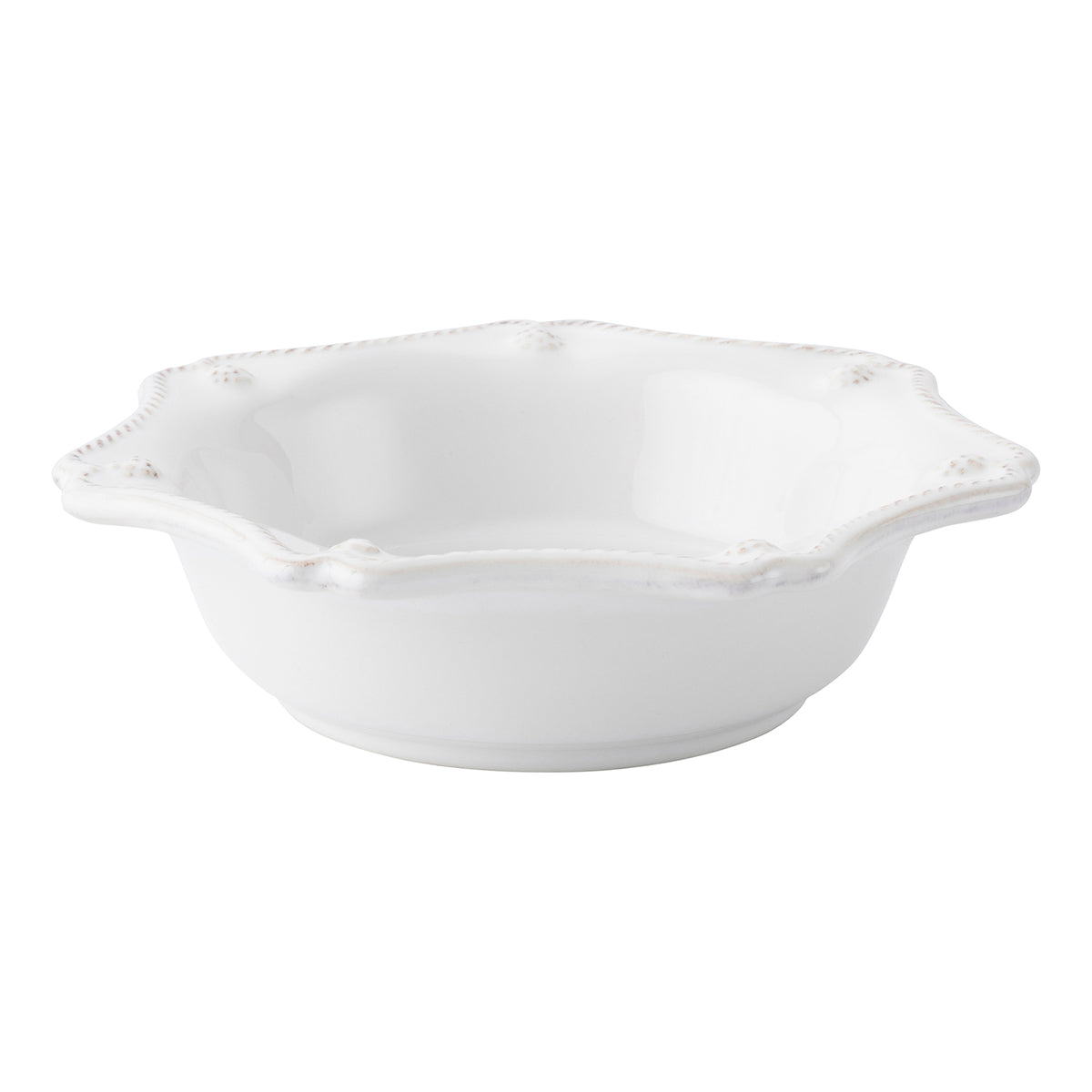 Berry & Thread Whitewash ceramic pie dish with scalloped edges and berry motif.
