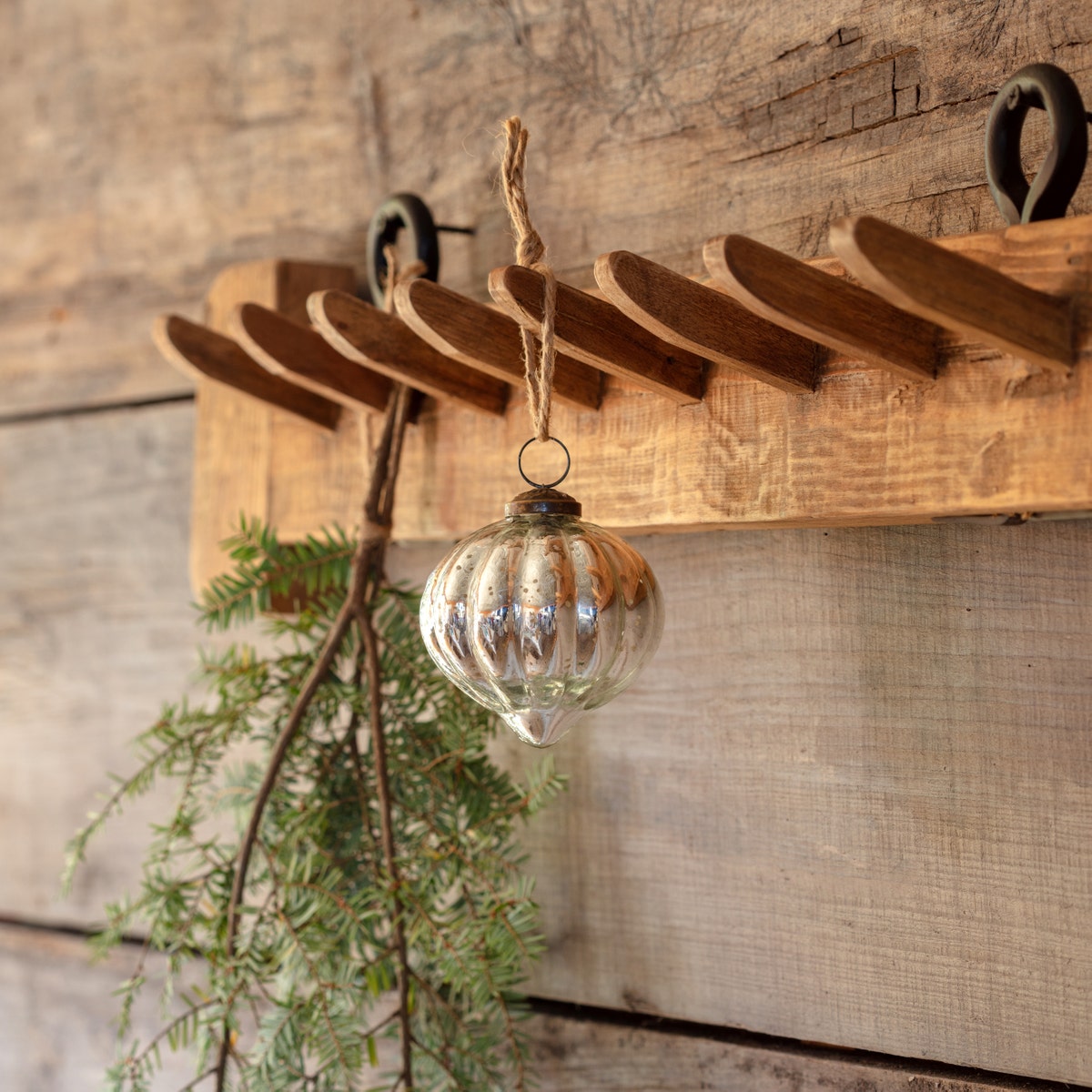 3.5-inch tufted mercury glass ornament with a reflective silver finish.