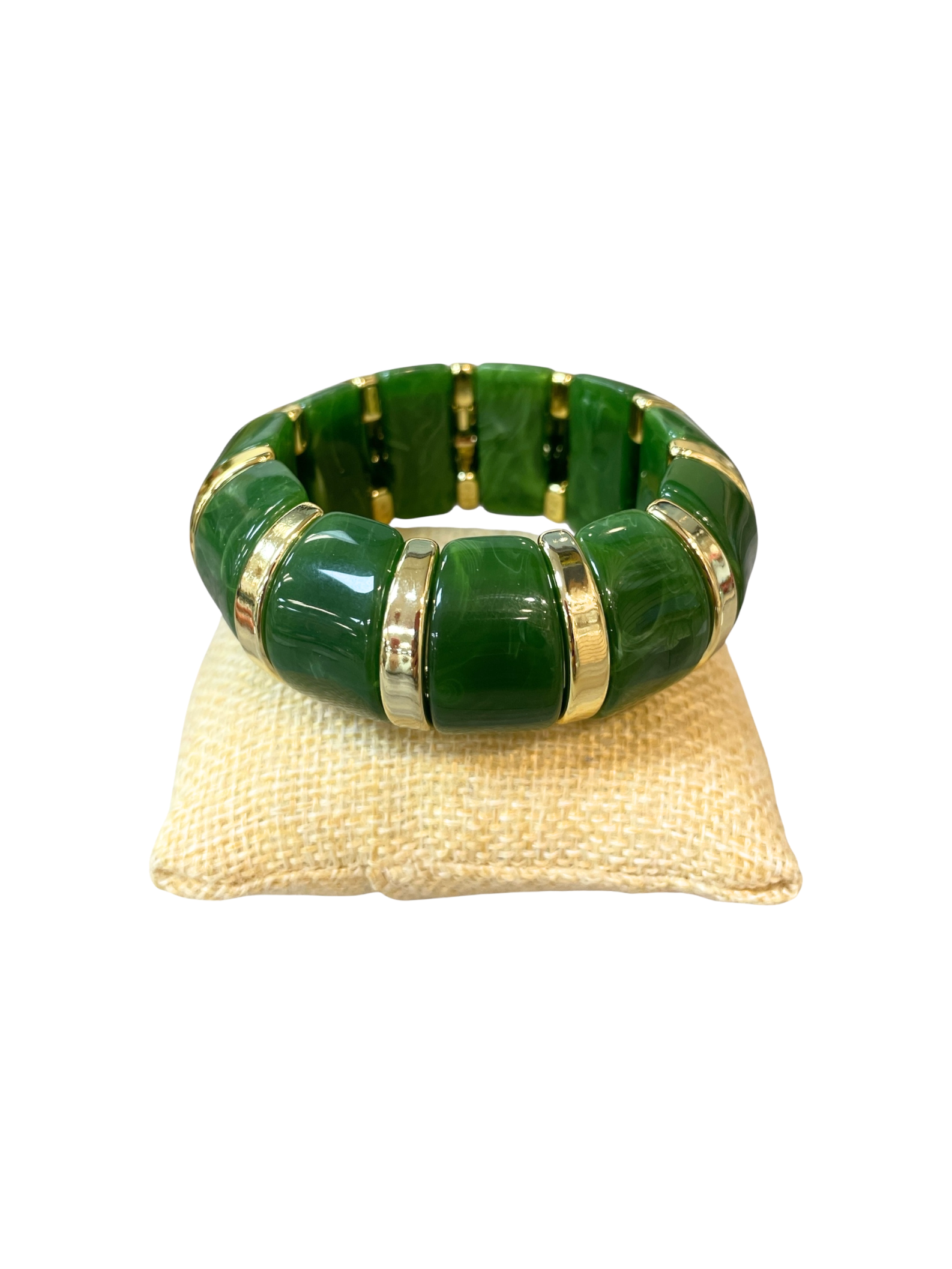 Green marbled stretch bracelet with chunky rectangular beads and gold-tone spacer rings.