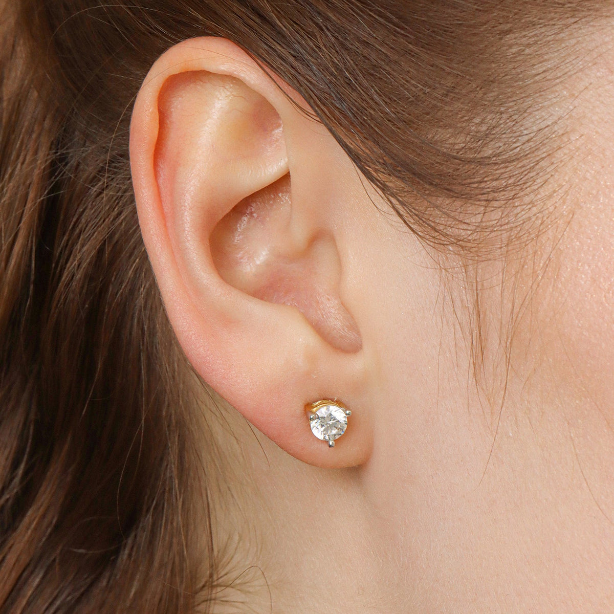 Lab-grown diamond three-prong stud earrings in gold finish