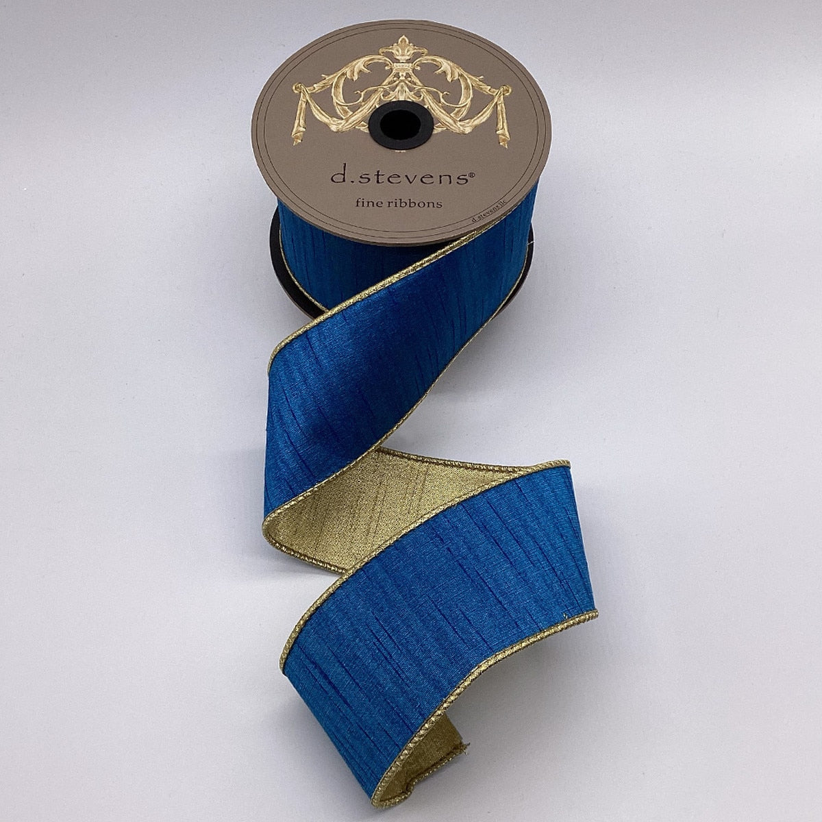 Slub Dupion ribbon with metallic gold back in a rich, elegant texture.