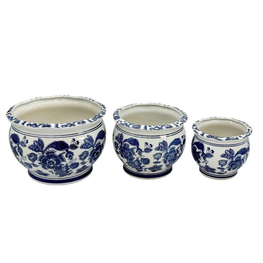 Round blue and white ceramic planter with chinoiserie fluting pattern