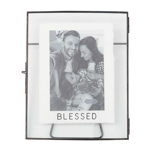 Metal frame eyeglasses with a blessed glass lens in black finish