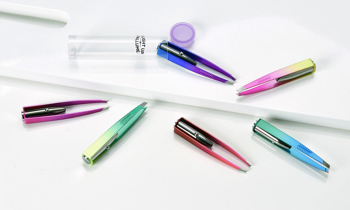 Stainless steel LED tweezer with black handle requiring three LR41 batteries.