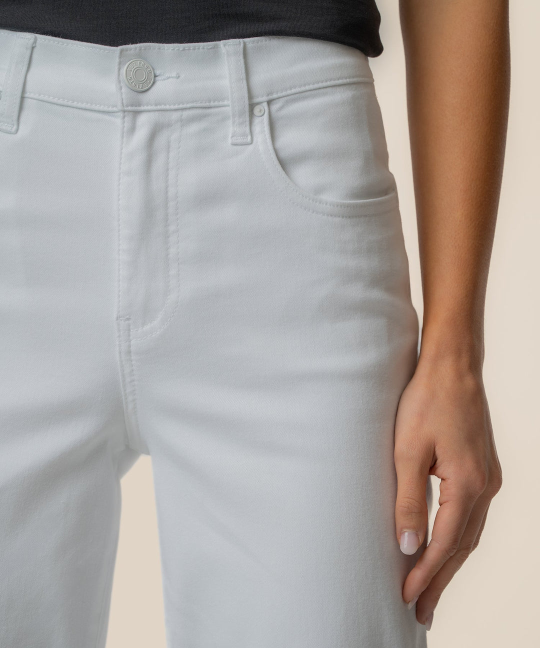 Avery High Rise Easy Straight Leg Raw Hem