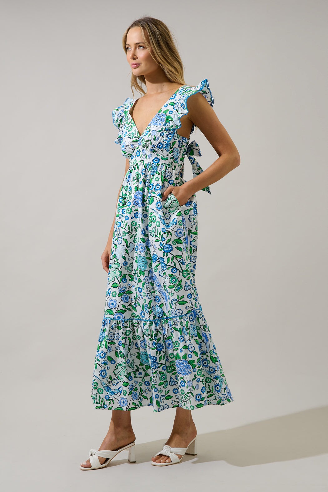 Gianne Floral Mawar Ruffle Maxi Dress