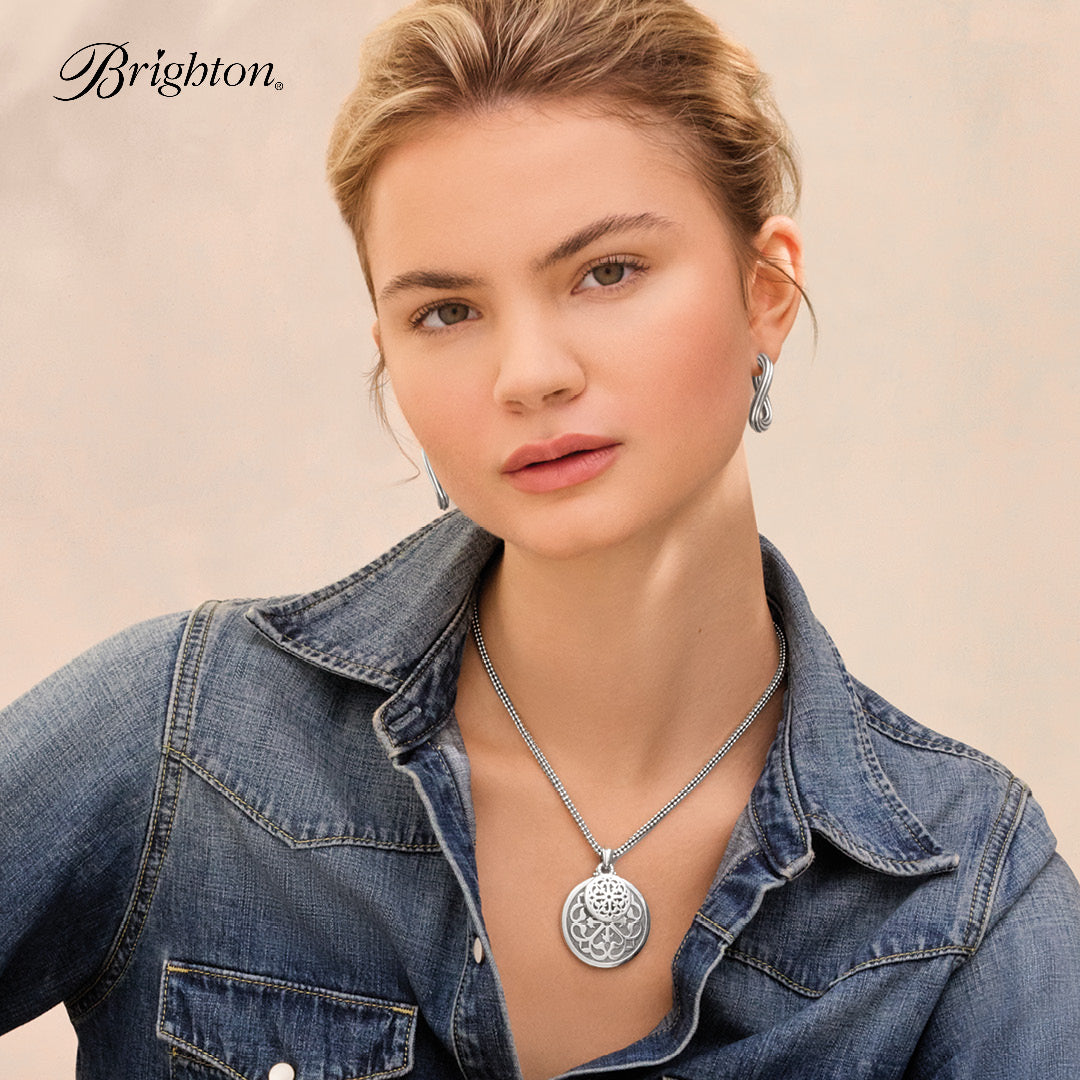 Adjustable silver-plated Ferrara necklace with a 2-inch pendant drop.