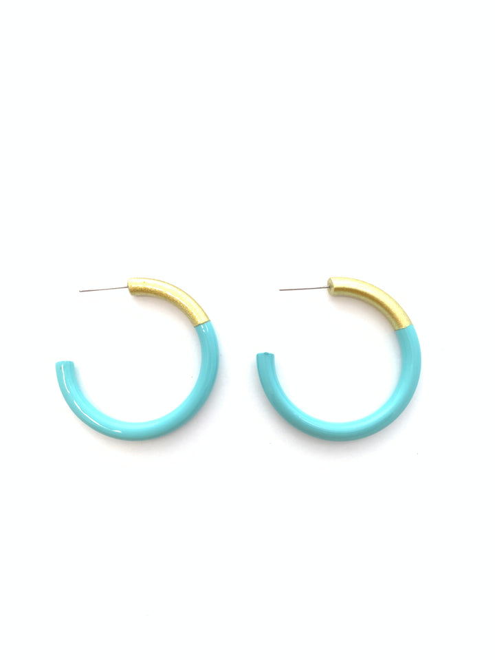 Med LIZ Hoops Earring in gold-tone metal with a circular silhouette.