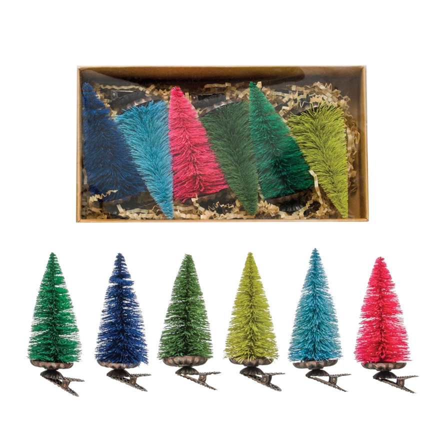 Multi-color sisal brush tree clip-on with a round two-inch base.