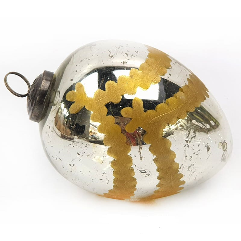 Venetian glass egg ornament in clear with a subtle textured surface.