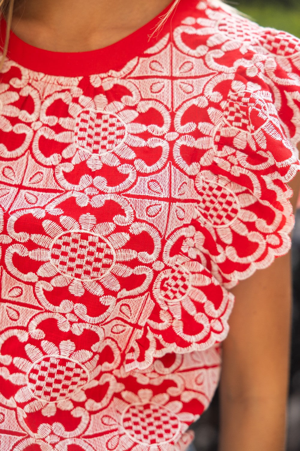 Rylie Scallop Ruffle Detail Floral Embroidered Top